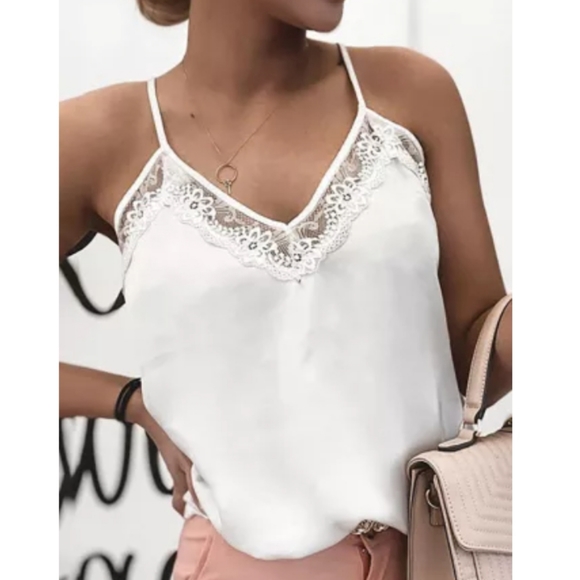 🌂New boutique lace detail cami - Picture 3 of 9